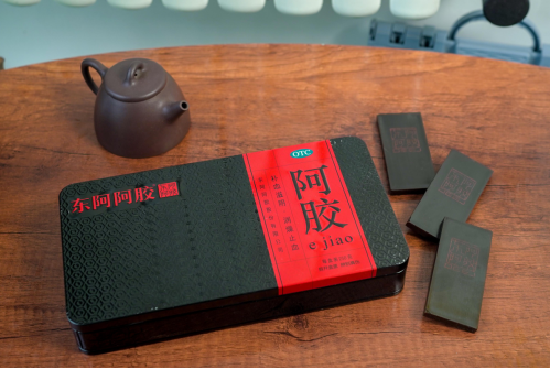 早上空腹吃阿胶可以吗