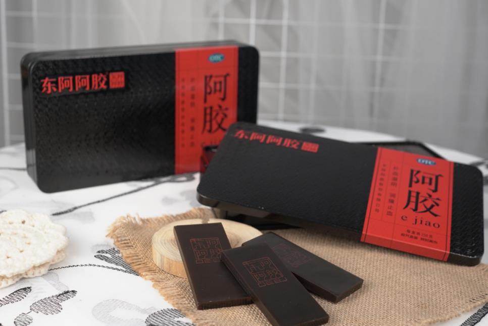 一个人一天吃多少阿胶合适