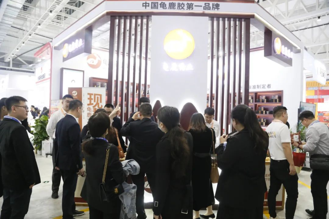 迎“芯”成长，龟鹿药业星耀—第17届成长大会