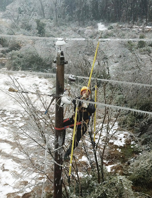 春运归家路漫漫，众志成城暖人心
