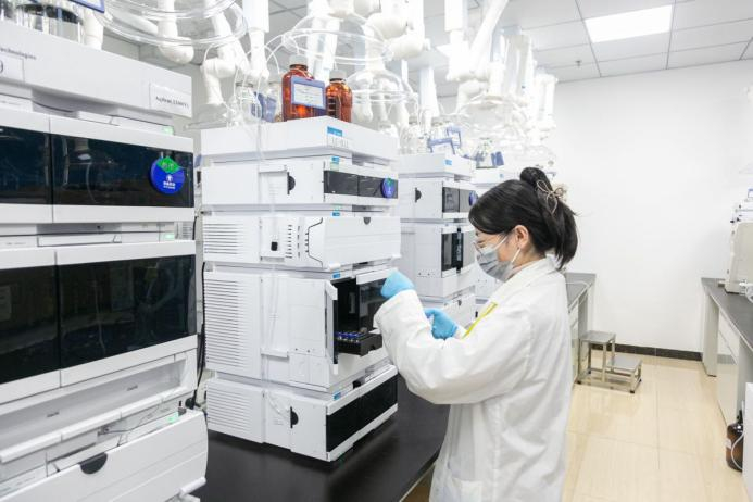 科瑞德·凯莱通&reg;盐酸替扎尼定片 从药理优势到家庭疼痛管理的跨越