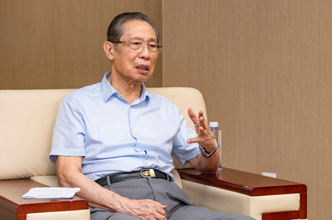 钟南山院士提醒：新冠病毒不会消失！感染者需尽早服用先诺欣等特效药