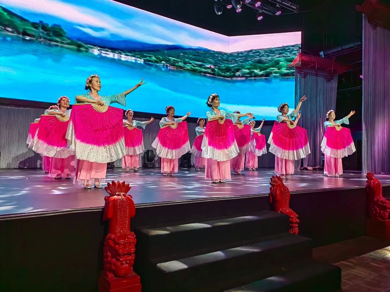 舞出年轻态，健康百年丹|百年丹艺术风采展演圆满落幕