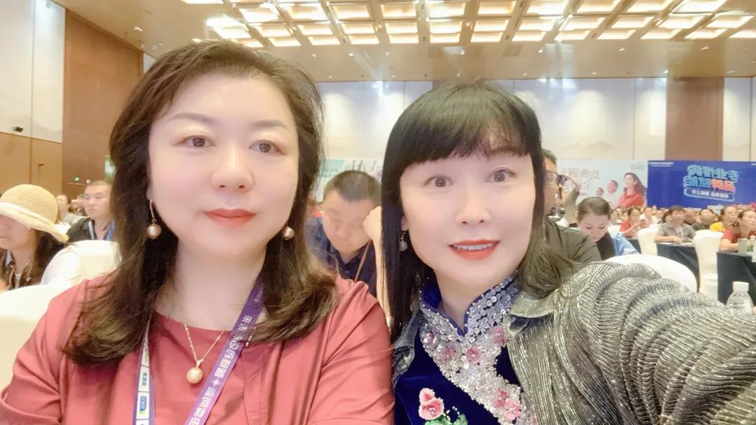 第五届星辰会盛大启幕：医药零售行业共探变局破局之道，女性力量点亮健康中国新征程