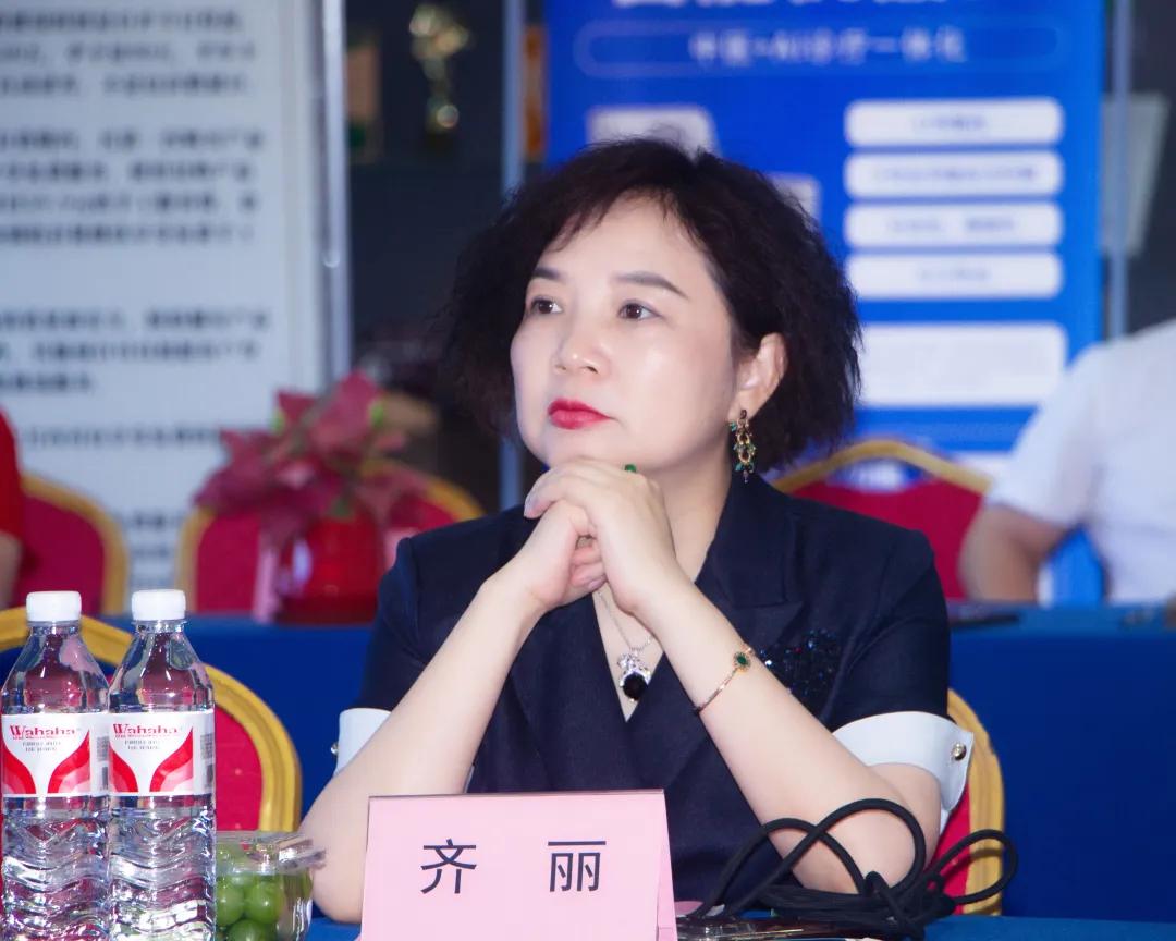 第五届星辰会盛大启幕：医药零售行业共探变局破局之道，女性力量点亮健康中国新征程