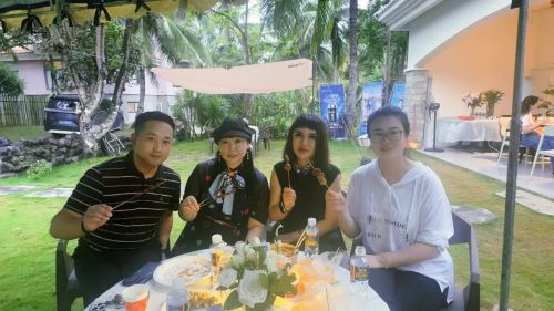 四美同学汇相聚西普会 探索大健康新趋势