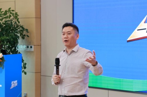 聚力破局 增长共赢 | 一品红战略客户合作峰会圆满落幕，携手伙伴共启医药新征程